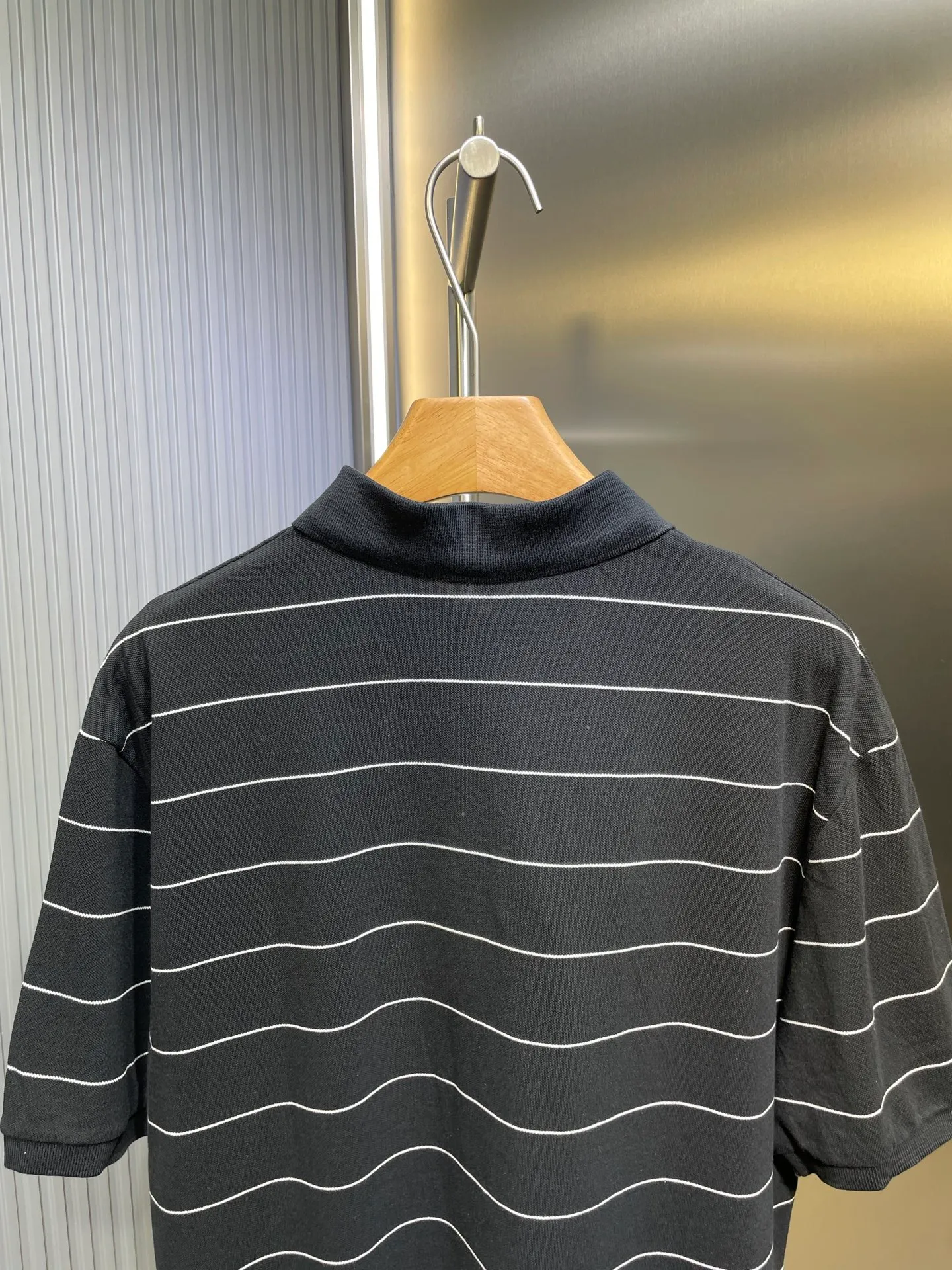 Saint Laurent POLO 1:1 Breathable Black White YSL 1: YSL 2: ： 1:1 YSL 1:1 YSL ： Size： S M L XL ： MM 025-A 55